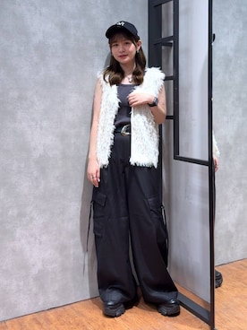 「アイテム（タンクトップ）」を使った、Namiさん（レディース・158cm）の秋コーディネート