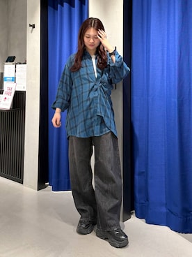 「PAGEBOY（ページボーイ）のオンブレチェックシャツ/チェックシャツ【2WAY仕様/シワになりにくい】（シャツ/ブラウス、ブルー系）」を使った、Namiさん（レディース）の秋コーディネート