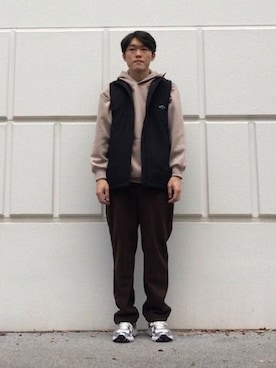 「アイテム（ダウンベスト）」を使った、takashi1124さん（メンズ・170cm）の秋コーディネート