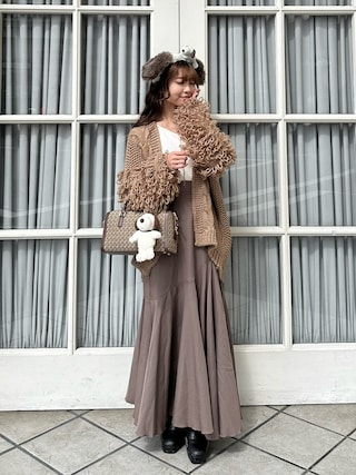 Louere（ルエレ）の「薄手フレアラッフルマーメイドスカート