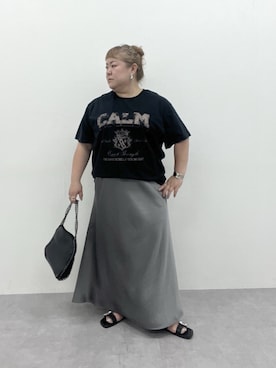 「nissen（ニッセン）の綿100％ピグメント染ロゴプリントTシャツ＜大きいサイズ有＞シックスタイル（Tシャツ/カットソー、グレー系）」を使った、KMさん（レディース・160cm）の夏コーディネート