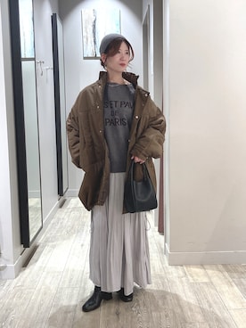 「スカートコーデ」｜「アイテム（ダウンジャケット/コート）」を使った、みかんさん（レディース・162cm）の冬コーディネート