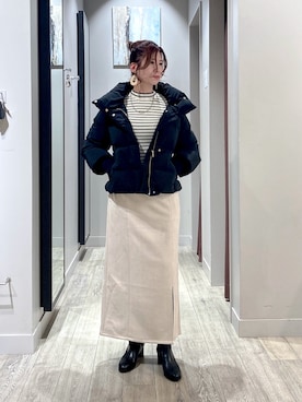 「abahouse mavie（アバハウスマヴィ）のフェイクスウェード/レザースリットタイトスカート（スカート）」を使った、みかんさん（レディース・162cm）の秋コーディネート