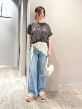 「abahouse mavie（アバハウスマヴィ）のｽﾄﾚｰﾄﾌﾚｱﾃﾞﾆﾑ（その他パンツ、ブルー系）」を使った、みかんさん（レディース・162cm）の夏コーディネート