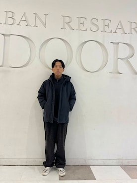 「URBAN RESEARCH DOORS（アーバンリサーチドアーズ）のウールブレンドネップワンタックパンツ（その他パンツ）」を使った、armrckrさん（メンズ・163cm）の冬コーディネート