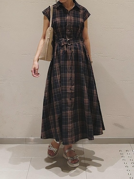 「ROPE' PICNIC（ロペピクニック）のクロスストリングスライド＆バックスリングサンダル（サンダル）」を使った、LISAさん（レディース・156cm・30代）の夏コーディネート