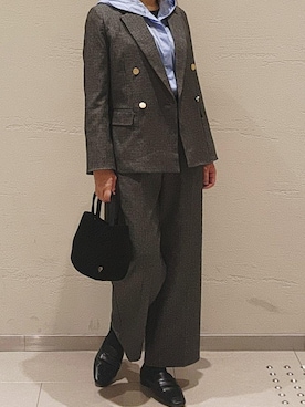 「アイテム（テーラードジャケット）」を使った、LISAさん（レディース・156cm・30代）の秋コーディネート