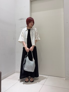 「SENSE OF PLACE by URBAN RESEARCH(センスオブプレイスバイアーバンリサーチ)のギャザーネックアメスリワンピース(One piece dress、ブラック系)」を使った、森あずささん(レディース・152cm)の夏コーディネート