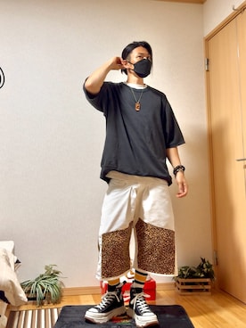 「Carhartt（カーハート）のアイテム（Tシャツ/カットソー）」を使った、papasfurugiさん（メンズ・172cm）の秋コーディネート