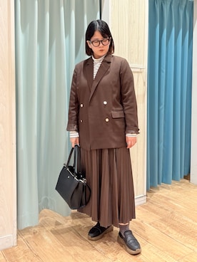 「アイテム（テーラードジャケット）」を使った、砂糖さん（レディース・161cm・30代）の秋コーディネート