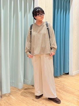 「SHOO・LA・RUE（シューラルー）の【S-LL/洗濯機可/前後2WAY】大人カジュアルにきまる コーデュロイトップス（Tシャツ/カットソー、ブラウン系）」を使った、砂糖さん（レディース・161cm）の秋コーディネート