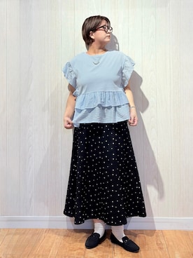 「SHOO・LA・RUE（シューラルー）の【S-LL/洗濯機可】着るだけで決まる 主役級フリルトップス（Tシャツ/カットソー、ブルー系）」を使った、砂糖さん（レディース・161cm）の夏コーディネート