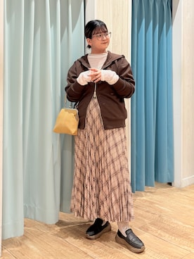 「SHOO・LA・RUE（シューラルー）の【S-LL/洗濯機可】もちさら ダブルジップパーカ（パーカー、ブラウン系）」を使った、砂糖さん（レディース・161cm）の秋コーディネート