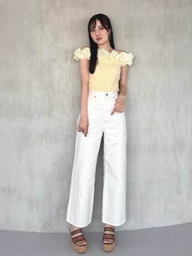 「MERCURYDUO（マーキュリーデュオ）のパールデニムパンツ（牛仔裤、ホワイト系）」を使った、kyokaさん（レディース・167cm）の春コーディネート