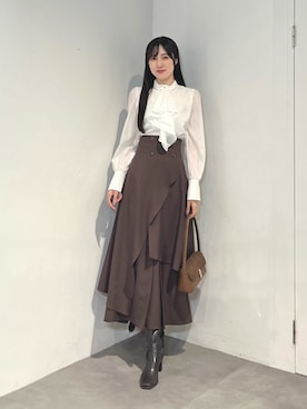 「MERCURYDUO（マーキュリーデュオ）のスエードハンドバッグ（Handbag、ブラウン系）」を使った、kyokaさん（レディース・167cm）の秋コーディネート