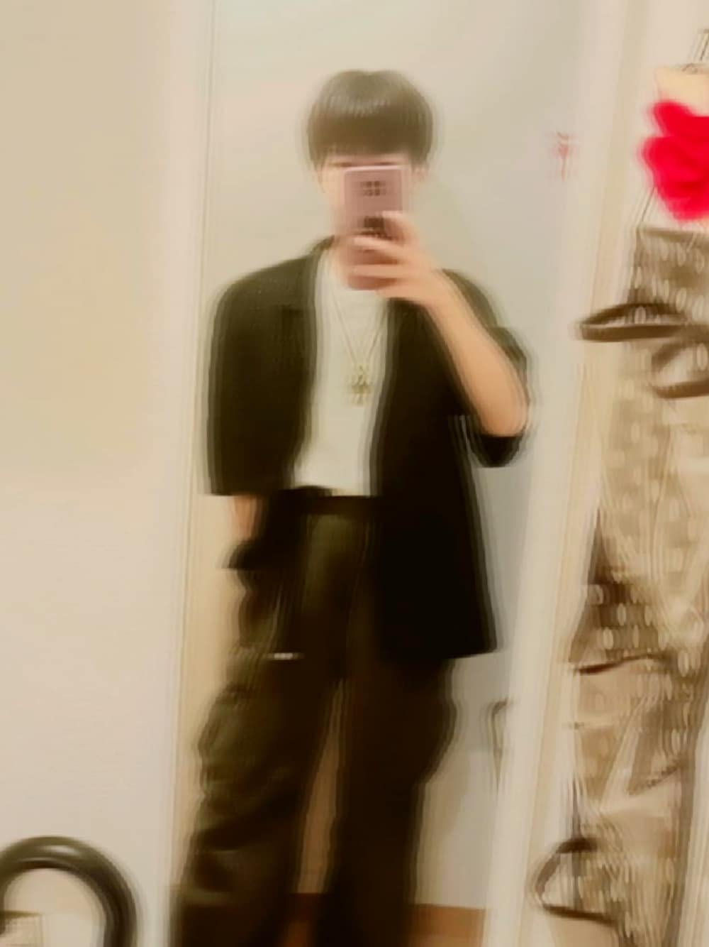「メンズファッション、お洒落さんとつながりたい、シャツスタイル、GU」｜「GUのスーパーワイドデニムカーゴ（カーゴパンツ、グレー系）」を使った、竹内楓さん（メンズ・160cm）の夏コーディネートの1枚目の写真