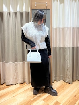 「オフホワイト」｜「アイテム（スカート）」を使った、さっち🐾さん（レディース・152cm）の冬コーディネート