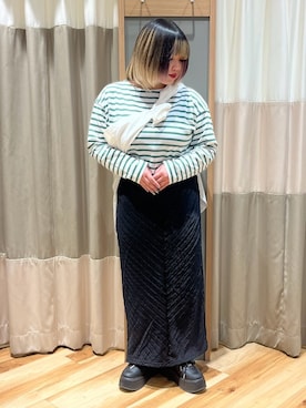 「オフホワイト」｜「アイテム（スカート）」を使った、さっち🐾さん（レディース・152cm）の春コーディネート