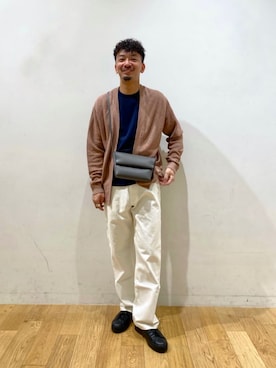 「アイテム（デニムパンツ、ホワイト系）」を使った、10776kyさん（メンズ・179cm）の春コーディネート