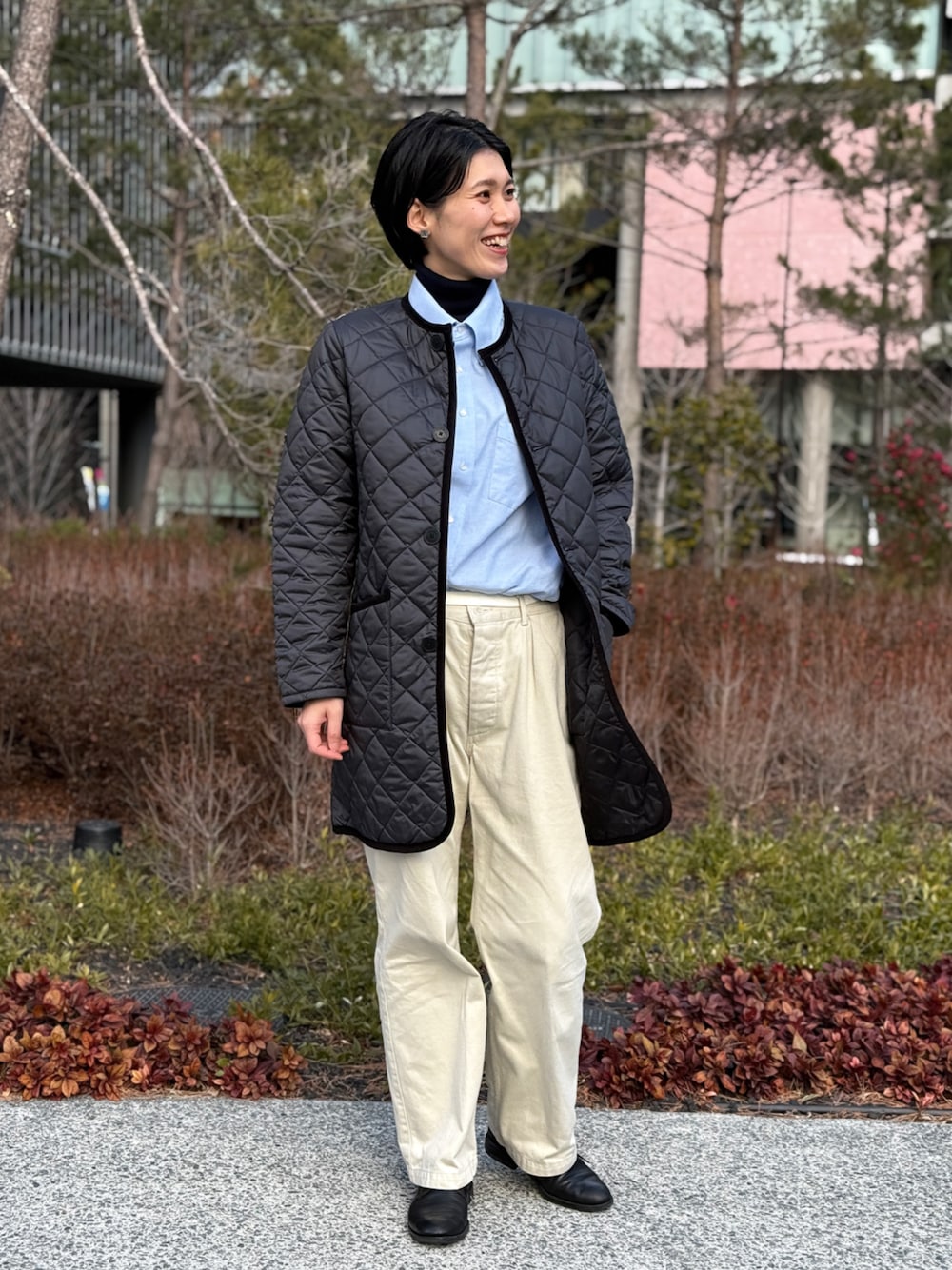 LAVENHAMのノーカラージャケットを使った人気ファッション