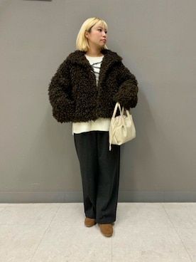 「アイテム（スラックス）」を使った、misuzuさん（レディース・153cm）の秋コーディネート