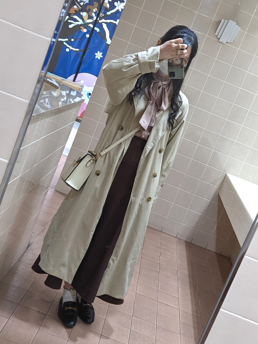 「今日のコーデ、今日の服、コーデ記録」｜「RETRO GIRLのアイテム（トレンチコート、ベージュ系）」を使った、セキレイさん（レディース・160cm）の秋コーディネートの1枚目の写真