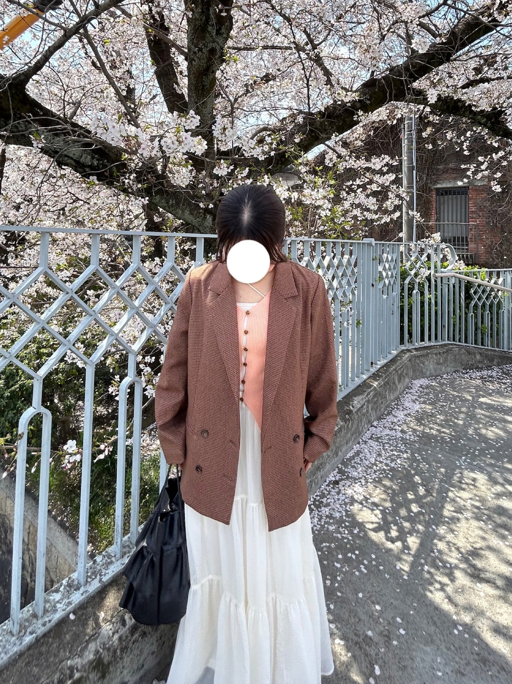 「Katrin TOKYOの2way long rib knit（ニット/セーター、ピンク系）」を使った、miさん（レディース・151cm）の夏コーディネートの1枚目の写真