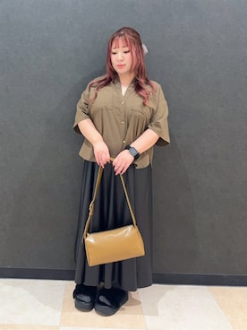 「DRESKIP（ドレスキップ）の【S-LL】大人の抜け感 ビックポケット Vネックシャツ（シャツ/ブラウス、ブラウン系）」を使った、mayaさん（レディース・155cm）の秋コーディネート