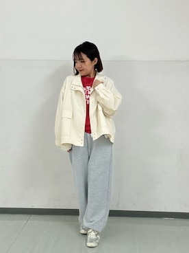 「URBAN RESEARCH DOORS（アーバンリサーチドアーズ）の撥水/防花粉スタンドブルゾン（ブルゾン、ホワイト系）」を使った、はるまきさん（レディース・154cm）の春コーディネート