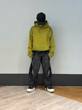 「WHITELAND（ホワイトランド）のアイテム（パーカー）」を使った、amonさん（メンズ・170cm）の春コーディネート