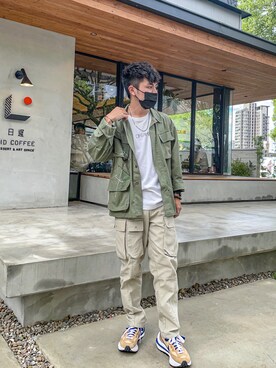 「NIKE（ナイキ）のアイテム（スニーカー、ベージュ系）」を使った、Mizu_88さん（メンズ）の秋コーディネート
