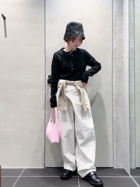 「BEAUTY&YOUTH UNITED ARROWS（ビューティーアンドユースユナイテッドアローズ）のアイテム（デニムパンツ）」を使った、ISHIYAMAさん（レディース・156cm）の春コーディネート