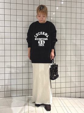 「アイテム（ハンドバッグ、ブラウン系）」を使った、yukaさん（レディース・152cm）の秋コーディネート