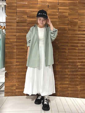 「SENSEOFPLACE」｜「アイテム（帽子）」を使った、yukaさん（レディース・152cm）の秋コーディネート