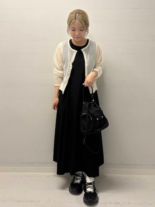 専用our きれいなシルエットのワンピース URBAN RESEARCH DOORS｜『一部WEB限定カラー』『UR TECH