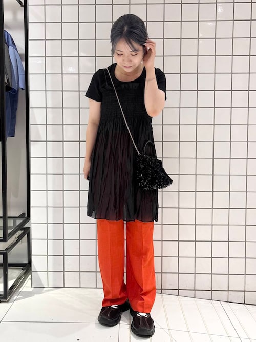 チェーン付きスパンコールバッグ