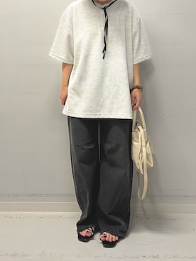 「アイテム（バングル/リストバンド）」を使った、yukaさん（レディース・152cm）の秋コーディネート