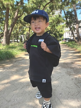 「BREEZE（ブリーズ）のアイテム（チノパンツ）」を使った、tentsumuさん（キッズ・80cm）の秋コーディネート