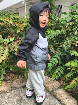 「NIKE（ナイキ）のアイテム（その他アウター）」を使った、tentsumuさん（キッズ・80cm）の秋コーディネート