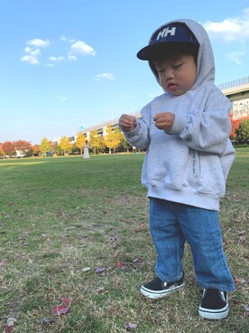 「HELLY HANSEN（ヘリーハンセン）のアイテム（キャップ）」を使った、tentsumuさん（キッズ・80cm）の秋コーディネート
