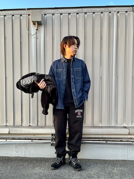 「AVIREX（アヴィレックス）のアイテム（ブーツ）」を使った、しゅうとさん（メンズ・172cm）の冬コーディネート