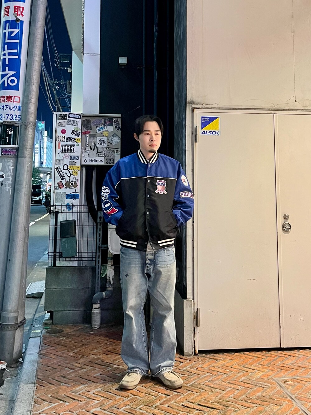 「休日コーデ、ミリタリー、アメカジ、アメカジコーデ、スニーカー、ストリート、ラフ、ラクチンコーデ、オーバーサイズ、AVIREX、冬コーデ、おでかけコーデ」｜「AVIREXの【直営店限定】JAPAN MADE PAINTER PANTS / 日本製 / ペインターパンツ / AVIREX / アヴィレックス（デニムパンツ、その他）」を使った、しゅうとさん（メンズ・172cm）の冬コーディネートの1枚目の写真