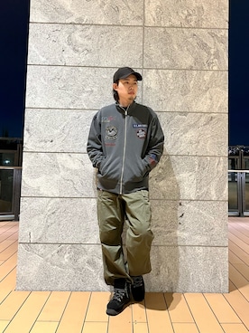 「AVIREX（アヴィレックス）のアイテム（ブーツ）」を使った、しゅうとさん（メンズ・172cm）の冬コーディネート