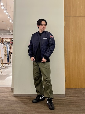 「アイテム（MA-1）」を使った、しゅうとさん（メンズ・172cm）の冬コーディネート