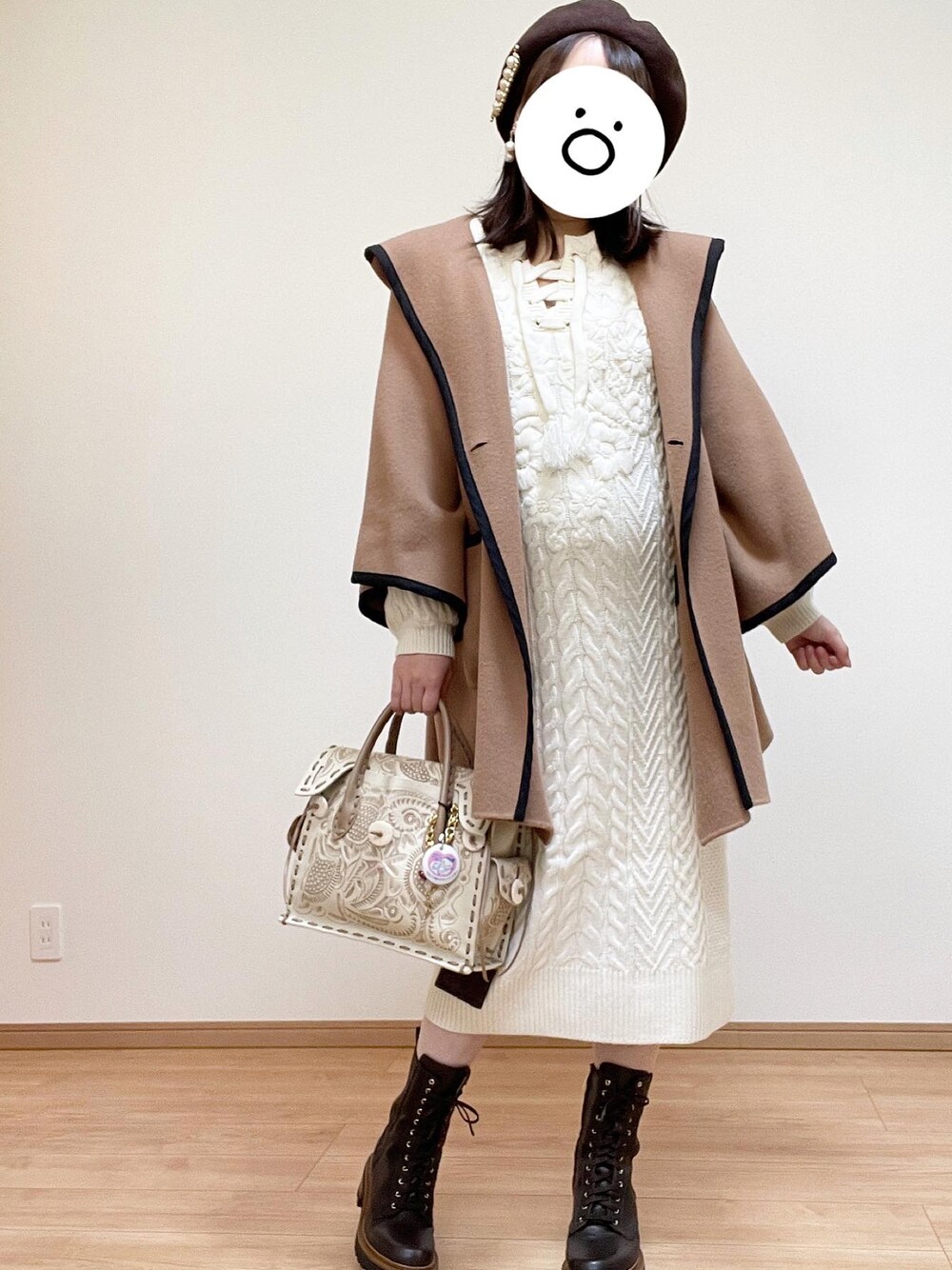 GRACE CONTINENTAL（グレースコンチネンタル）の「刺繍ケーブルニット