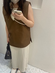 美品LOWRYS FARM ローリーズファーム 袖なし Vネック スリット 春秋 item_205994_main_08_1726540500.jpg