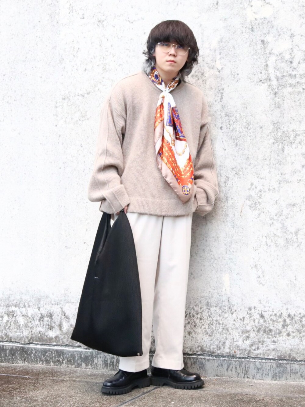 【コーデのアクセント★】エルメス HERMES スカーフ コーデのアクセントに】HERMES カレ90 アルネ・ドゥ・クール