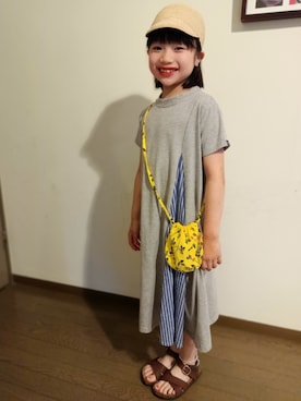 「apres les cours（アプレレクール）のアイテム（サンダル）」を使った、リンコさん（キッズ・123cm）の夏コーディネート