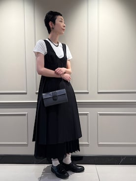 「HIROKO HAYASHI（ヒロコハヤシ）のPRATICO（プラティコ）ハンドバッグ（ハンドバッグ、グレー系）」を使った、Kさん（レディース・170cm）の夏コーディネート