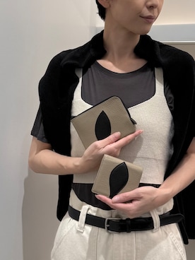 「HIROKO HAYASHI（ヒロコハヤシ）のSONATA（ソナタ）ポーチ財布（財布、ベージュ系）」を使った、Kさん（レディース・170cm）の夏コーディネート